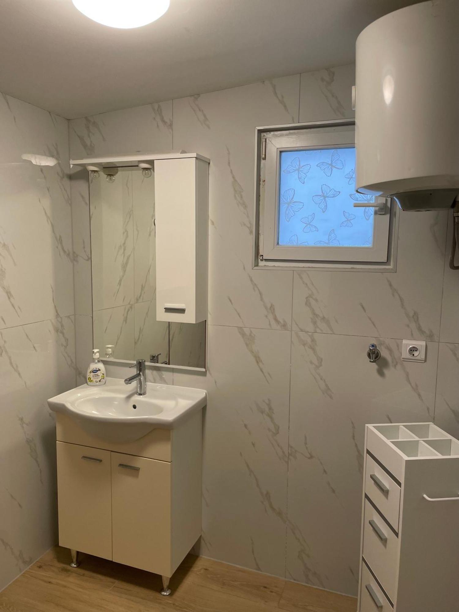 Mika Apartment *